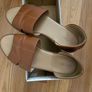 Abound Women's Brown Leather Mules